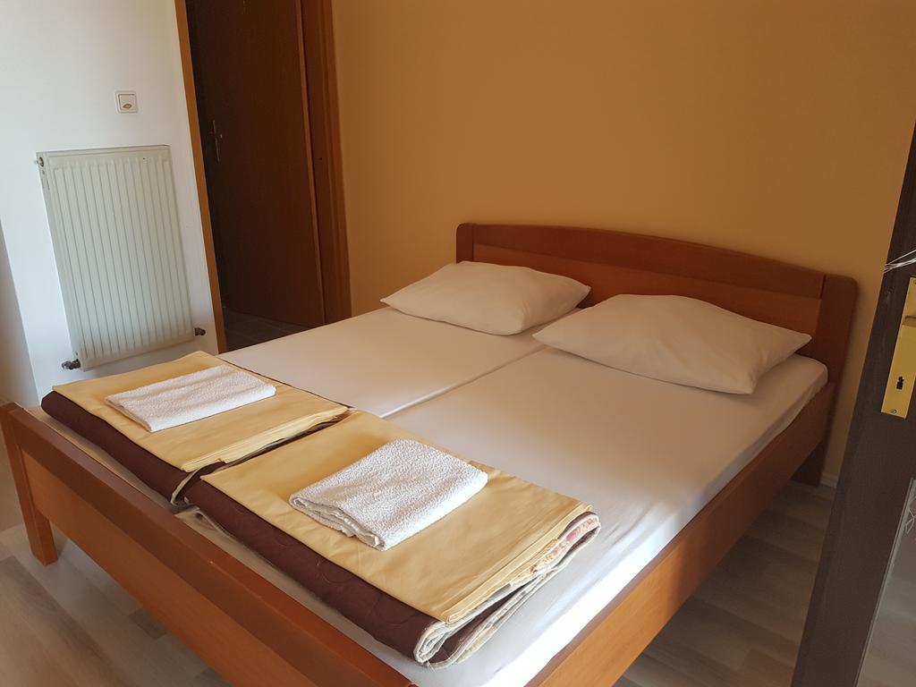 Rooms Hunter Malinska Zewnętrze zdjęcie