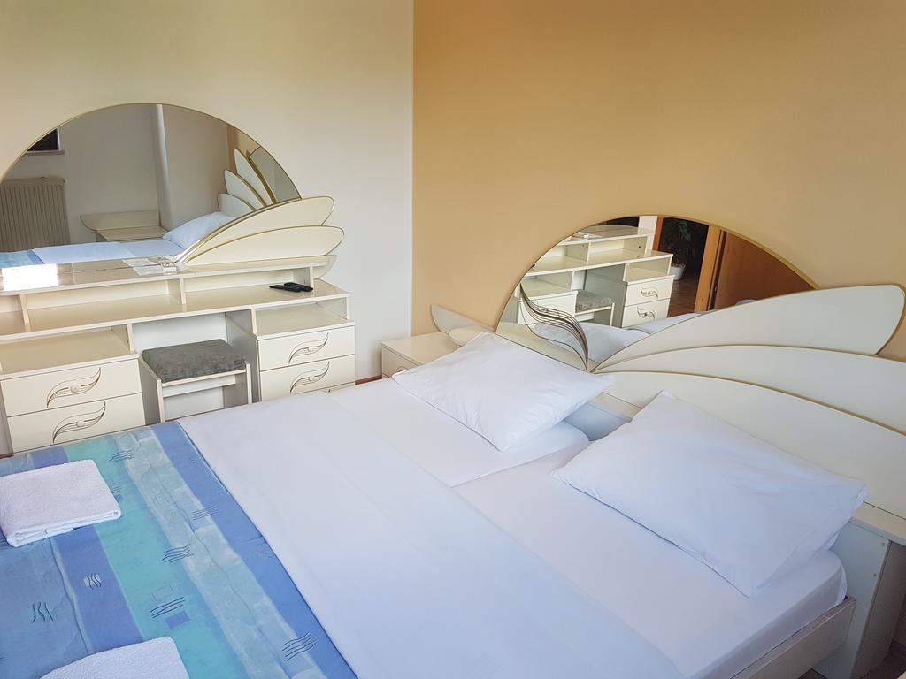 Rooms Hunter Malinska Zewnętrze zdjęcie