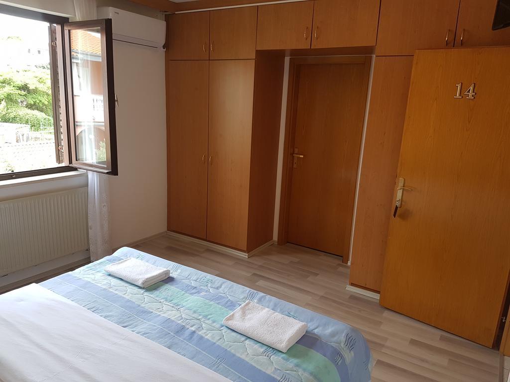 Rooms Hunter Malinska Zewnętrze zdjęcie