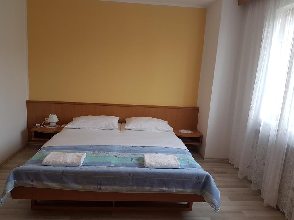 Rooms Hunter Malinska Zewnętrze zdjęcie