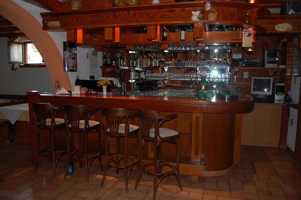 Rooms Hunter Malinska Zewnętrze zdjęcie